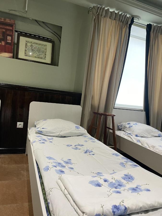 Mang'O Hostel 阿克套 外观 照片