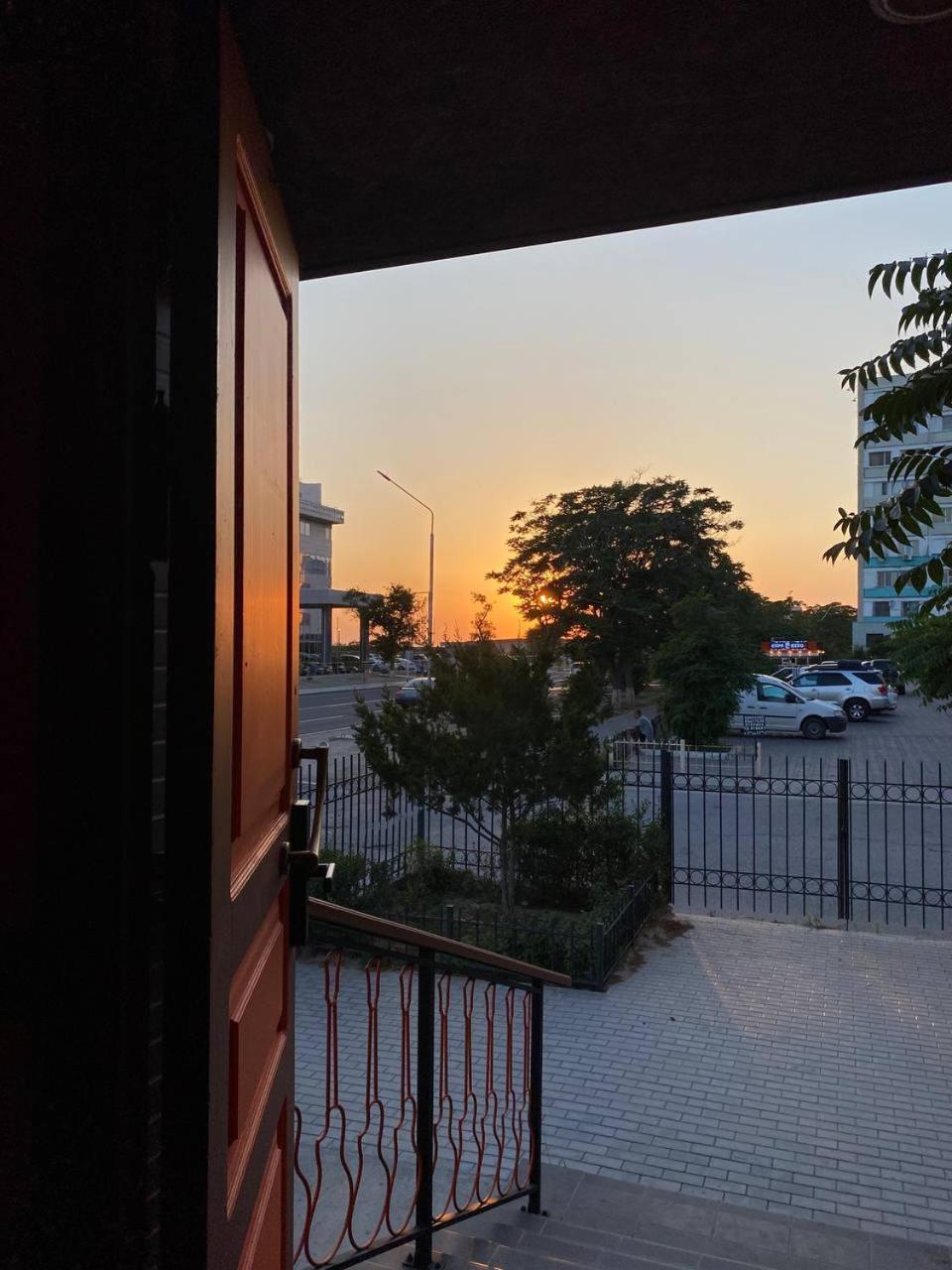 Mang'O Hostel 阿克套 外观 照片